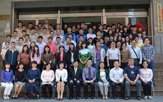 林署長與高雄分署同仁合影