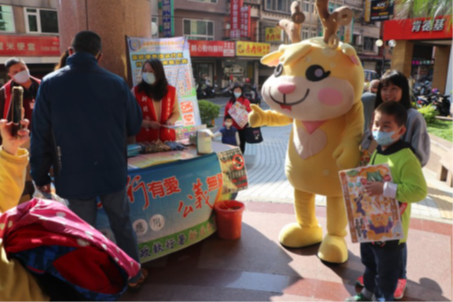 吉祥物「拍寶」現身活動會場與民眾互動