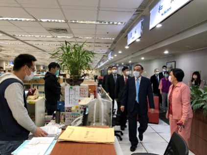 蔡部長訪視新北分署並慰勞同仁辛勞。