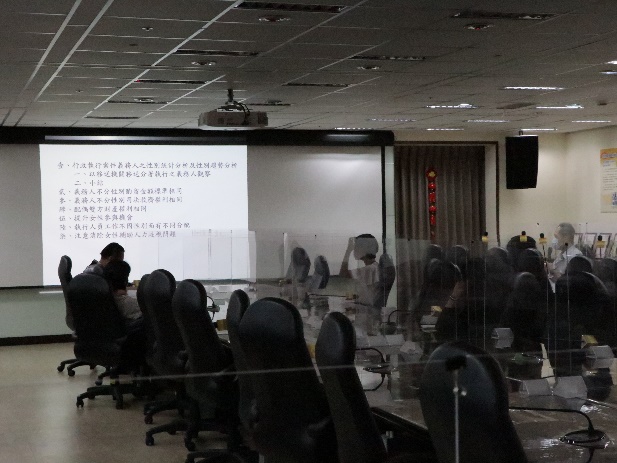陳志豪行政執行官主講「消除對婦女一切形式
歧視公約(CEDAW) 施行法」基本概念。