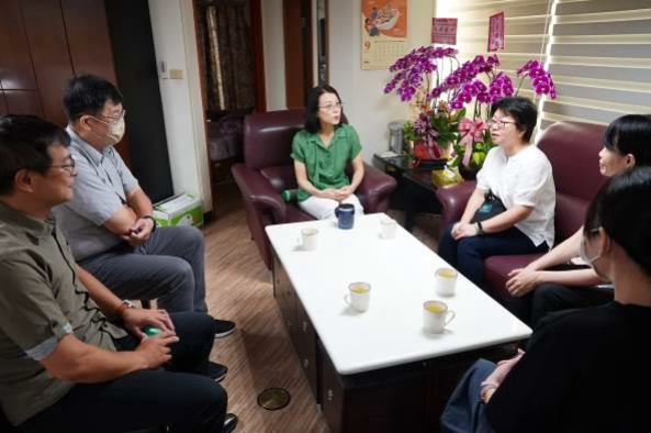 稅務局造訪新竹分署1