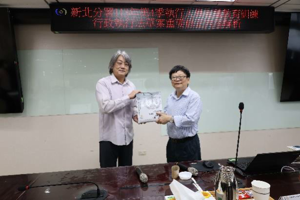 新北分署邀請國立臺北大學法律學系張教授文郁講授「行政執行法草案重要修正內容解析」課程。