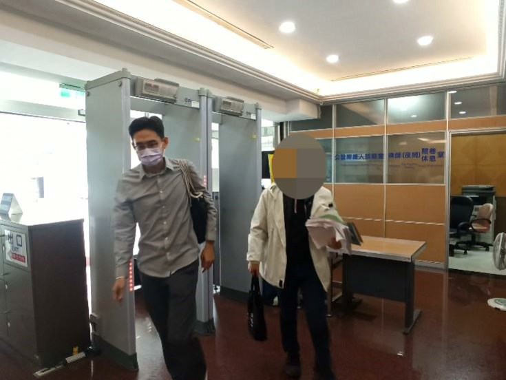 新北分署行政執行官將義務人解送至臺灣新北地方法院聲請管收。