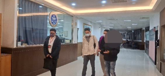 法院裁准管收後，行政執行官仍持續洽義務人請親友協助籌款繳納。