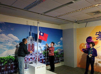 參觀檔案瑰寶展3